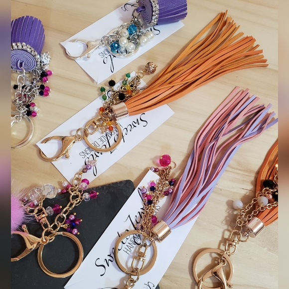 Fashion Tassel Keychains Purse Jewelry Handmade Bulk Price 6 Pieces - Picture 7 of 11